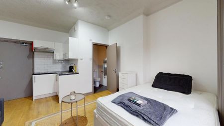 Studio to rent - Photo 3