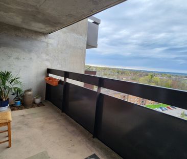 For Lease - 2000 Jasmine Crescent Unit# 1108, Beacon Hill North - S... - Photo 2