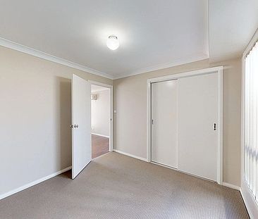 Four bedroom home in Delroy Park - Photo 3