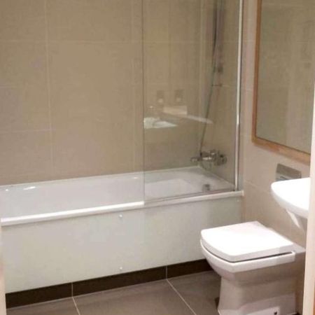 Admirals Tower, Dowells Street, Greenwich, SE10 - Photo 4