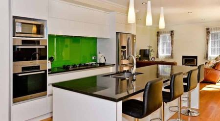 ABSOLUTELY STUNNING HOME - Photo 3