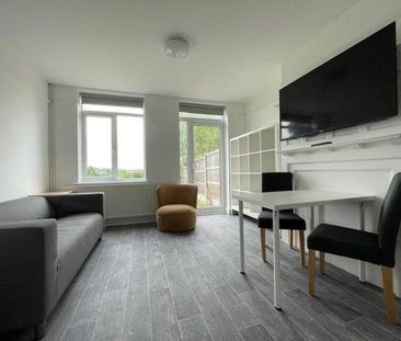 5 bedroom house share to rent - Photo 1