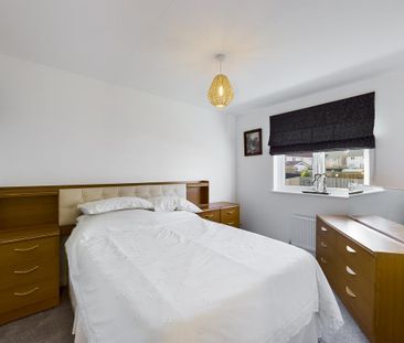 4 bedroom detached house to rent - Photo 4