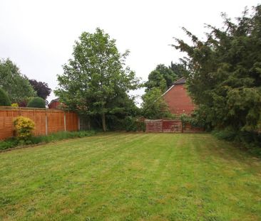3 bedroom detached bungalow to rent - Photo 5