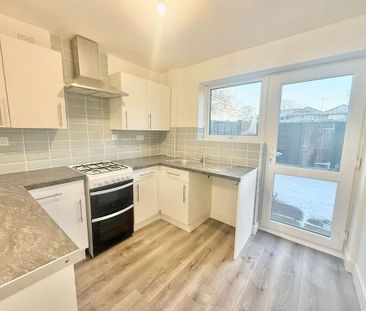 2 bedroom terraced house to rent - Photo 6