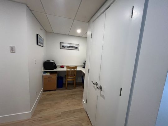 2 Bedroom Condo downtown in The Banks - Photo 1
