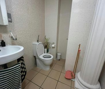 Flat to rent on - Photo 5