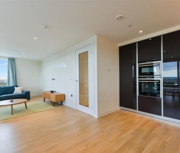 3 bedroom apartment to rent - Photo 1