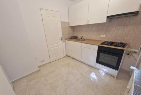 Muncii parter decomandat - Photo 2