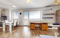 RentHub | Priestranný 2,5-izb. byt s walk-in šatníkom | parkovanie | - Photo 4