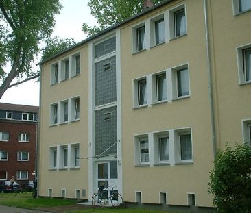 +++ Wir modernisieren – 2-Raumwohnung mit Balkon und Duschbad in Wa... - Foto 1