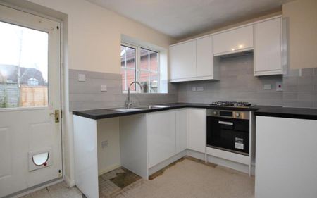A refurbished two double bedroom house located in Bradley Stoke and available in February! - Photo 5