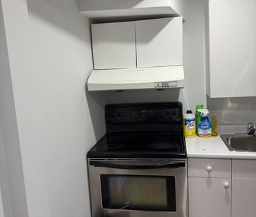 For Lease - 858 Khan Crescent Unit# Bsmt, Mississauga, Ontario - Photo 4