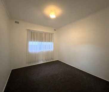 Cosy two bedroom home - Photo 2