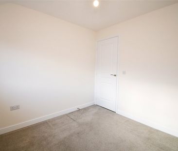 Owler Place, CH66 4BP, Little Sutton - Photo 5