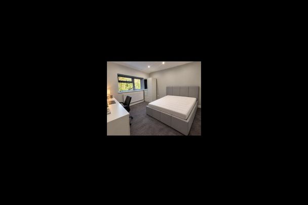Room in a Shared House, Queen Margarets Road, CV4 - Photo 1