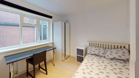 2 Castle Gate, NG1 7AS, NOTTINGHAM - Photo 3