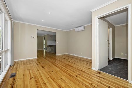 Perfect Family Living in Popular Heatherhill Road Location - Photo 5