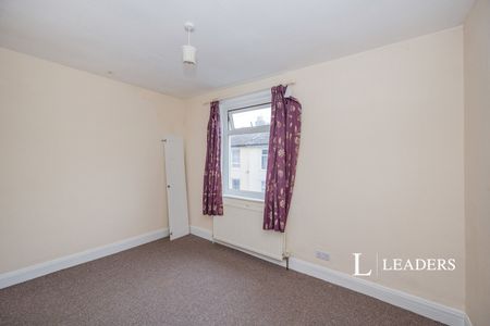 2 bedroom house to rent Cuthbert Road, Portsmouth, PO1 - Photo 4