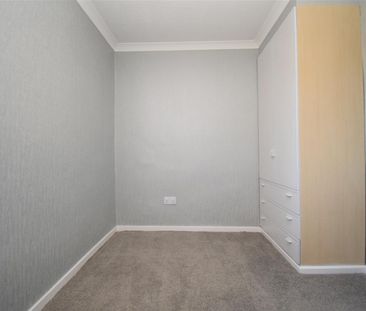 Highfield Drive, Wakefield - Photo 1