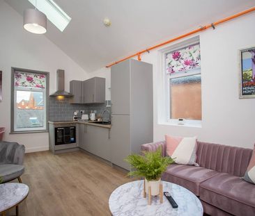 North Parade - Photo 5