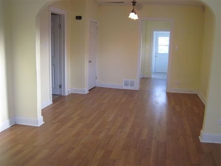 979 ARGYLE 2 BEDROOMS - Photo 2