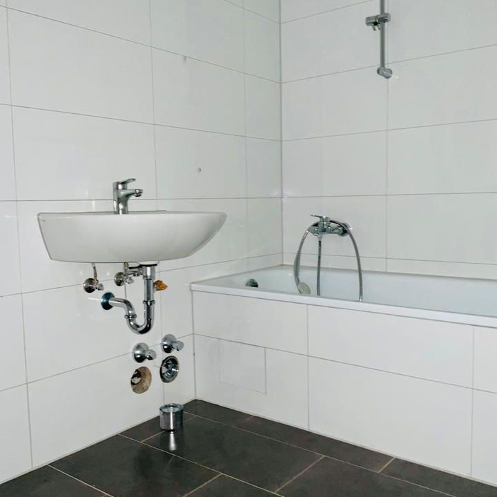 Tolle 3-Raum-Wohnung bezugsfertig! - Photo 1