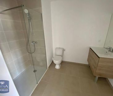 Location Appartement 2 pièces 40m² HYERES 83400 - Photo 6