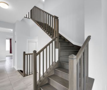 For Lease - 254 ORMISTON Crescent, Barrhaven, Ontario - Photo 2