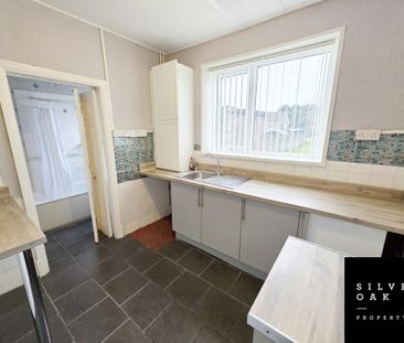 3 bedroom semi-detached house to rent - Photo 6