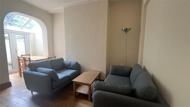 4 bedroom house to rent - Photo 1