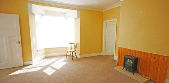 2 bedroom property to rent in Colwyn Bay - Photo 2