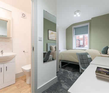 😍 BRAND NEW House Share Available Now! 😍 Room 4 - Photo 3