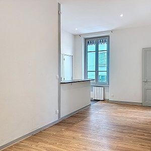 T2-VILLEURBANNE - Photo 1