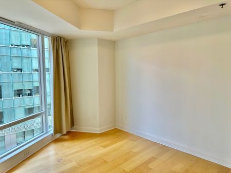 For Lease - 210 Victoria Street Unit# 610, Toronto, Ontario - Photo 3