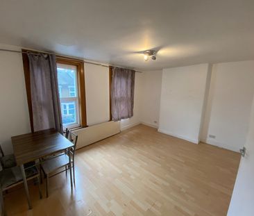 1 Bed Flat, Elswick Road, SE13 - Photo 4