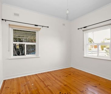 Great 3 Bedroom Family House, Excellent Location - Photo 4