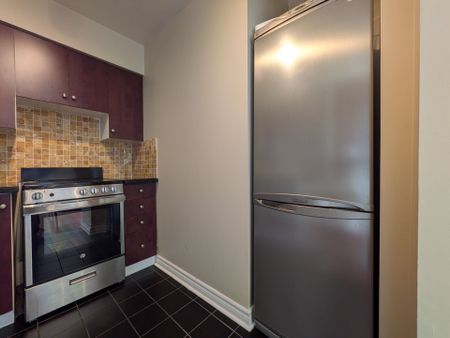 For Lease - 1055 Bay Street Unit# 1010, Toronto, Ontario - Photo 3