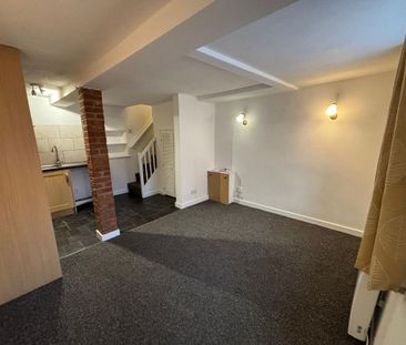 1 bedroom semi-detached house to rent - Photo 1