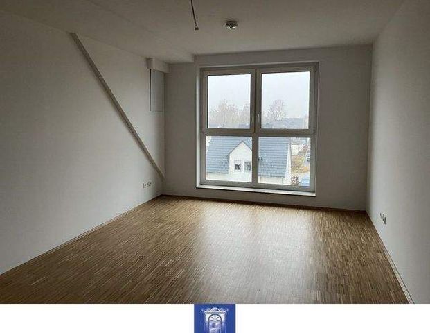 Himmlisch wohnen unterm Dach! Erstbezug mit Fußbodenheizung, EBK, Vinyl, Lift! - Photo 1