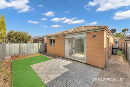 “Beautiful Family Home in the Heart of Tarneit” - Photo 2