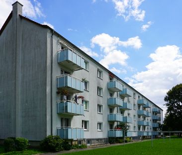 Für die kleine Familie: Ruhig gelegen, praktischer Grundriss und Balkon - Photo 2