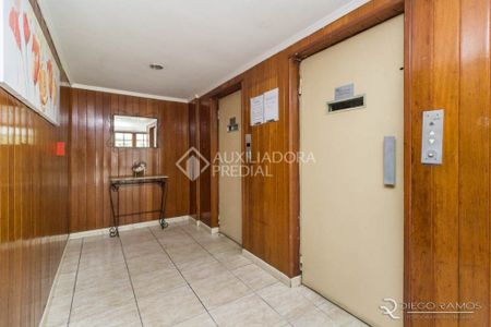 Apartamento com 2 quartos e 63m² para alugar em Cristal, Porto Alegre. - Foto 5