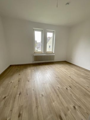 Demnächst frei! 3-Zimmer-Wohnung in Wilhelmshaven Fedderwardergroden - Photo 1