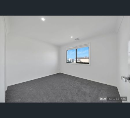 25 Skalkoz Street, Williams Landing, Vic 3027 - Photo 4