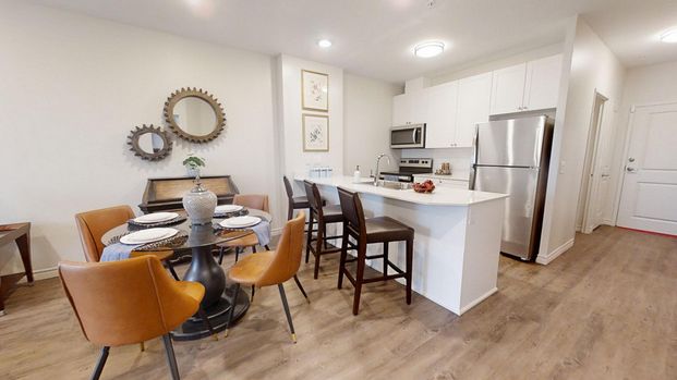 Opus Apartments 3 - Photo 1