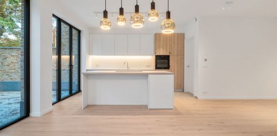 Huis te huur in Gent voor € 2.450 met 3 slaapkamers - Photo 2