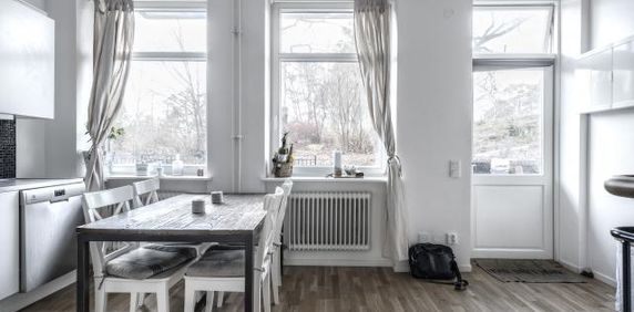 Mysigt Lägenhet i Stockholm - Nacka - Photo 2