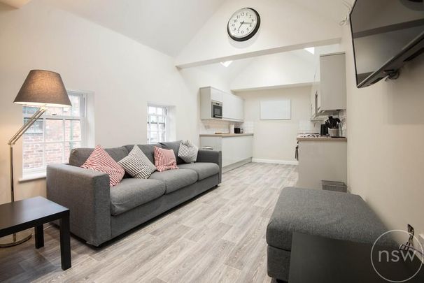 4 bedroom flat share to rent - Photo 1