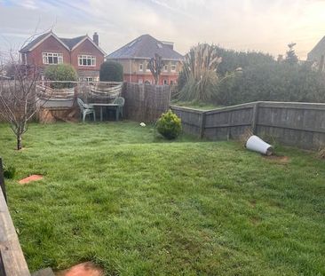 2 bedroom maisonette to rent - Photo 6